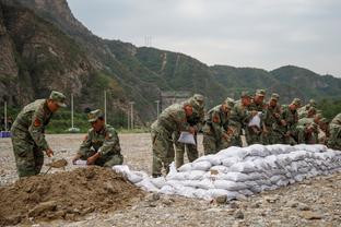 马德兴：黎巴嫩归化球员占据半壁江山，主帅“二进宫”扭转颓势